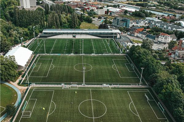 Heraanleg 5 kunstgras voetbalvelden en rugbyveld - Sportinfrabouw NV